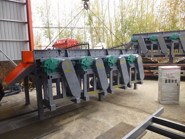 河北沙河市土石分離機(jī) 滾軸篩現(xiàn)場