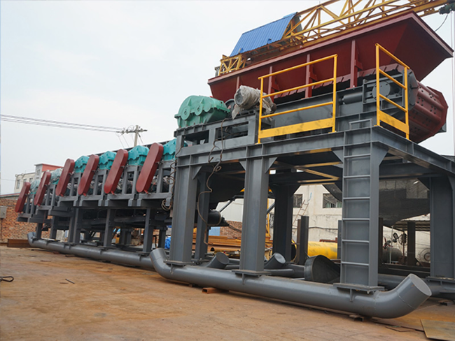 雪橇移動式大型泥石分離機(jī)俄羅斯現(xiàn)場